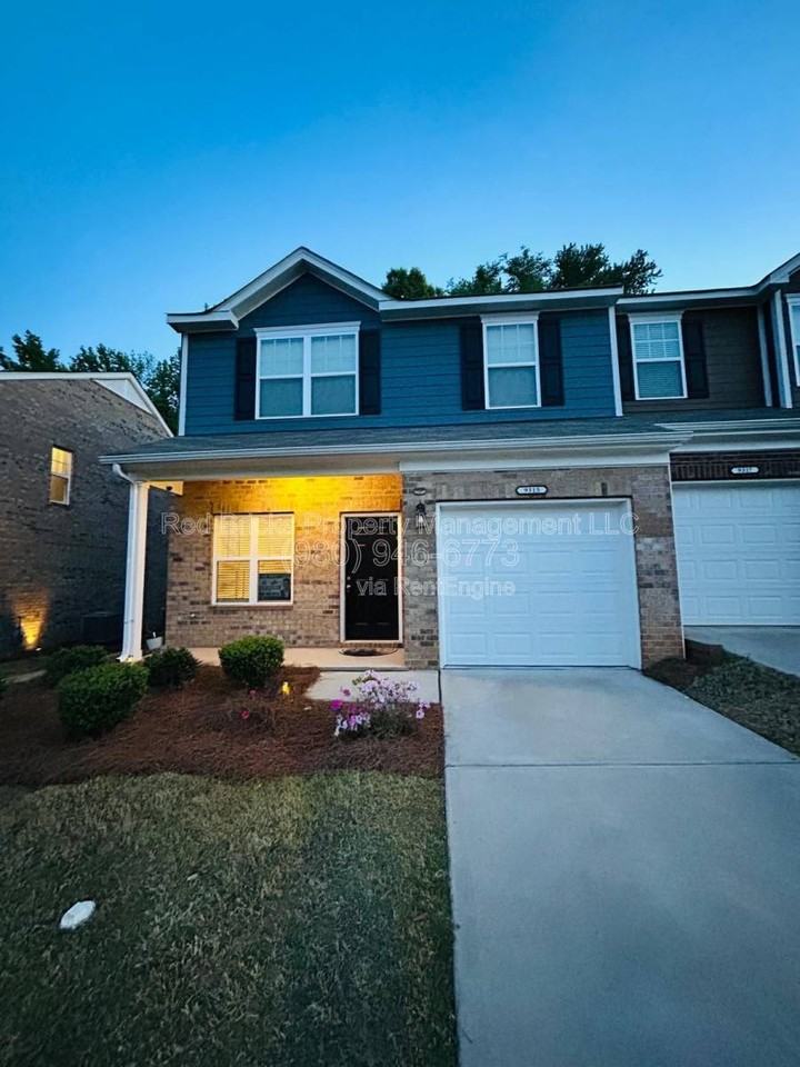 9315 Grand Valley Dr - Photo 2 of 10