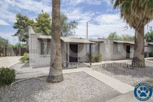 2201 W Belmont Ave #4 - Photo 1 of 1