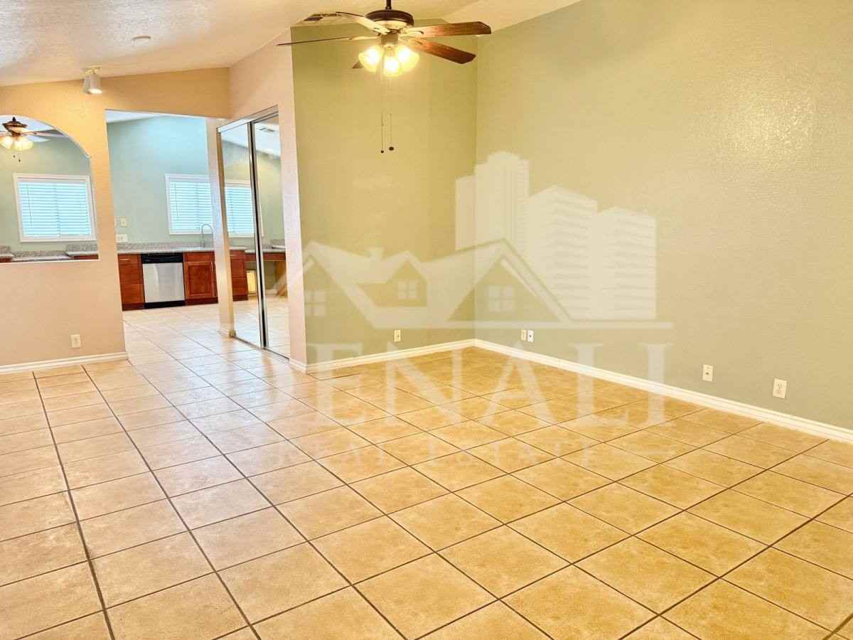 3943 W Whispering Wind Dr - Photo 3 of 10