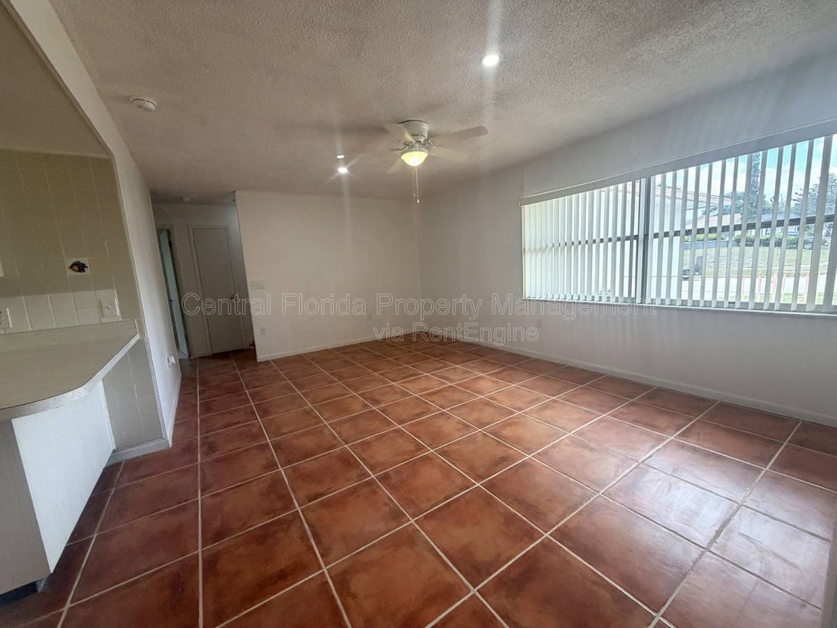 7010 Ironwood Dr - Photo 3 of 10
