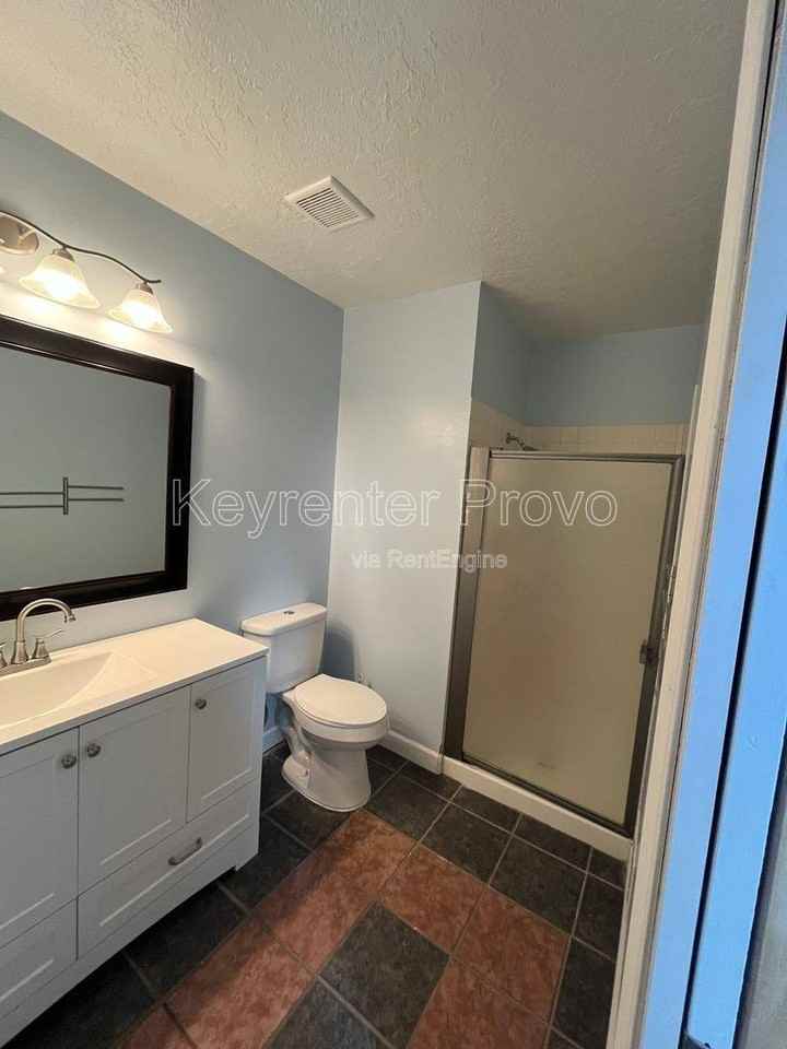 296 S 1065 W - Photo 7 of 10