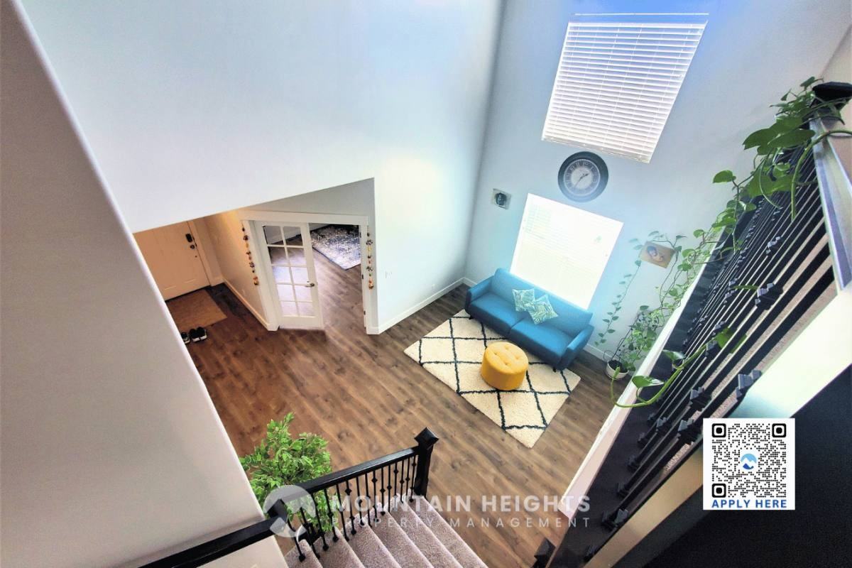 3861 N Spring Brook Ln - Photo 3 of 10