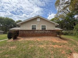 featured image of 1512 Waverly Way #D2