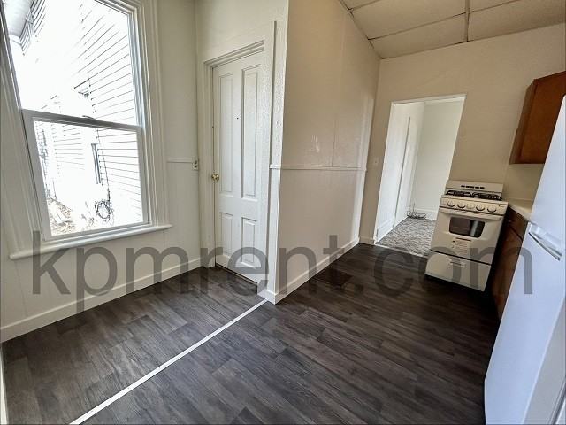 401 1St St Se3Rd Ave Se #2 - Photo 7 of 12