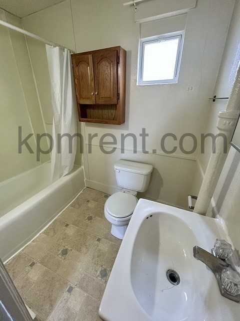 401 1St St Se3Rd Ave Se #2 - Photo 3 of 12