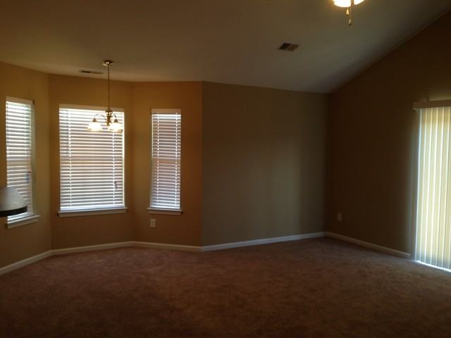 9269 Ayscough Rd - Photo 3 of 14