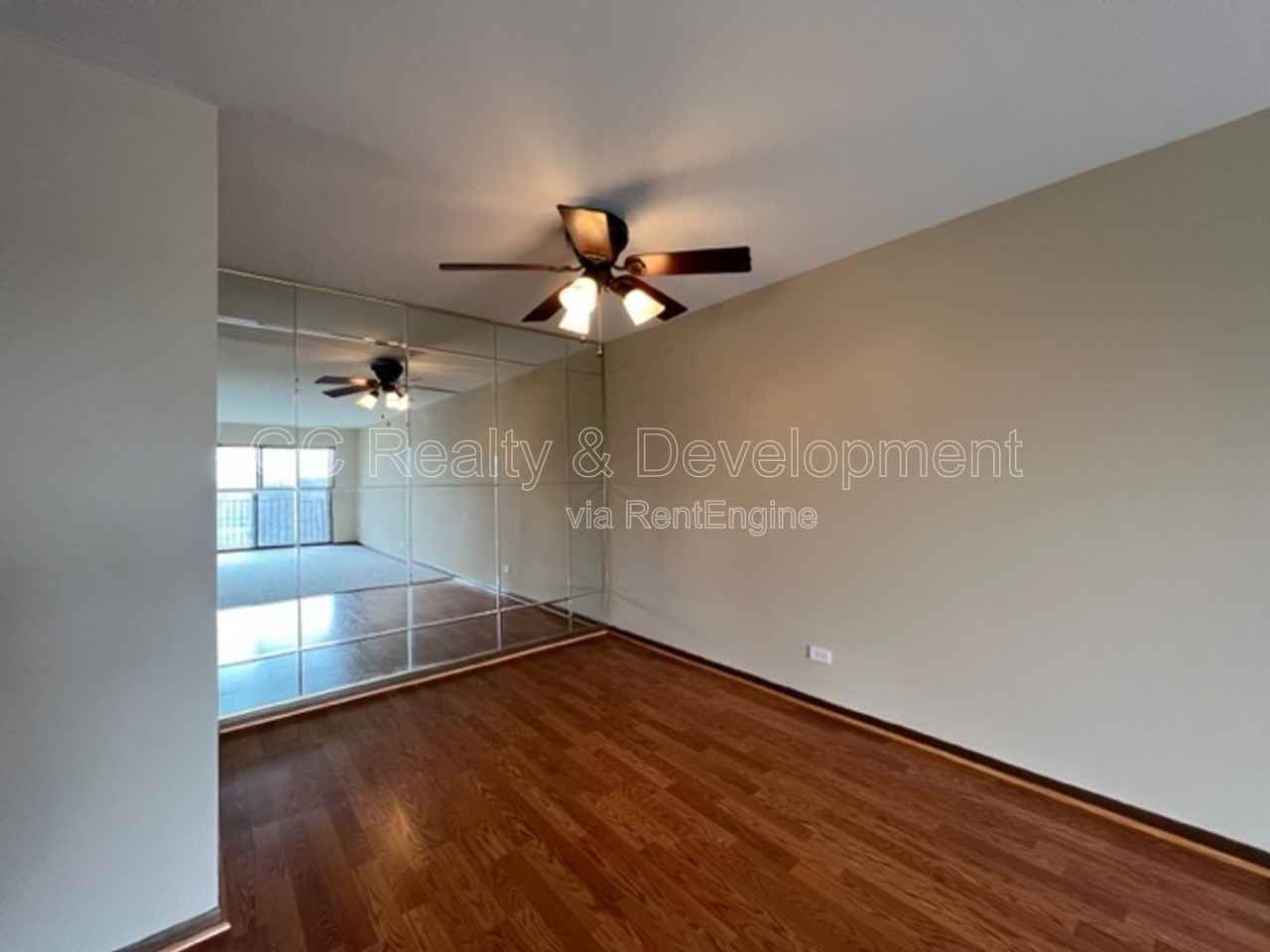 950 E Wilmette Rd #421 - Photo 7 of 24