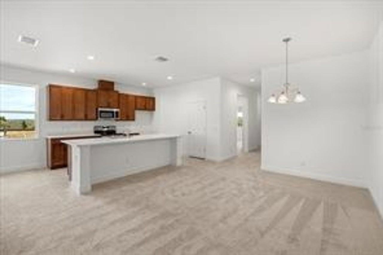 7991 Syracuse Dr - Photo 6 of 30