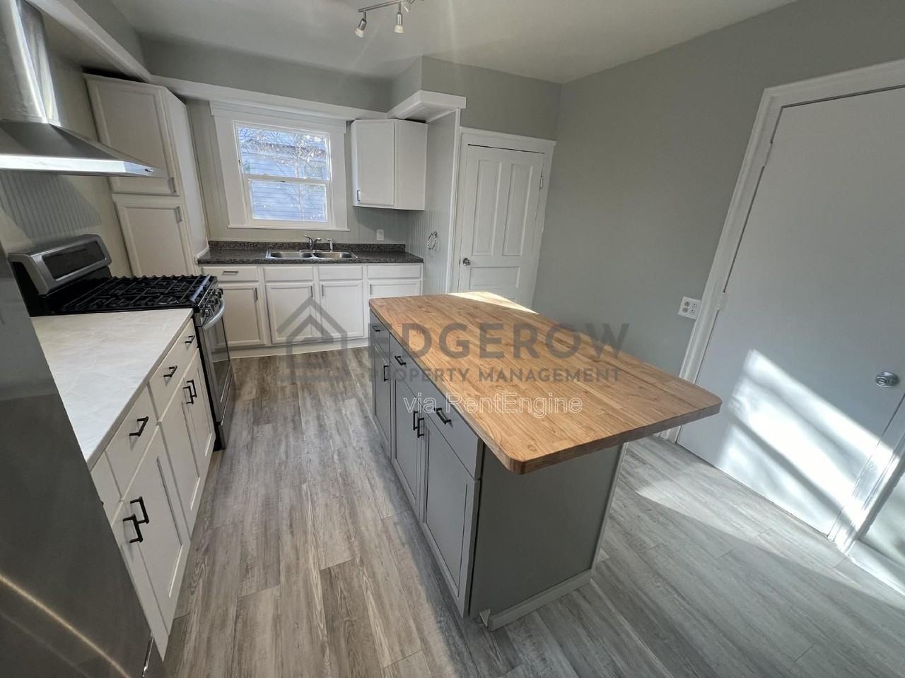 50 Mathews Ct Ne - Photo 2 of 9