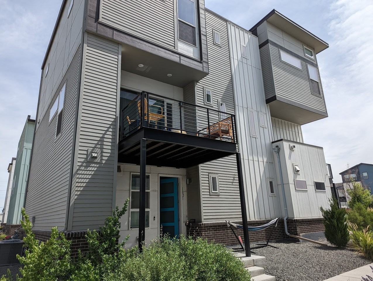 1621 W 67th Cir - Photo 4 of 42