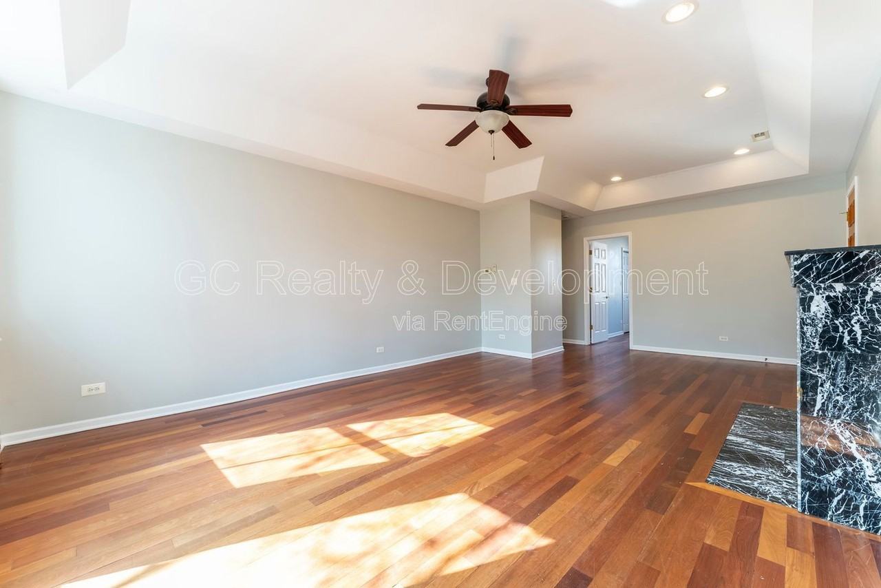 4406 N Sacramento Ave #2C - Photo 7 of 21