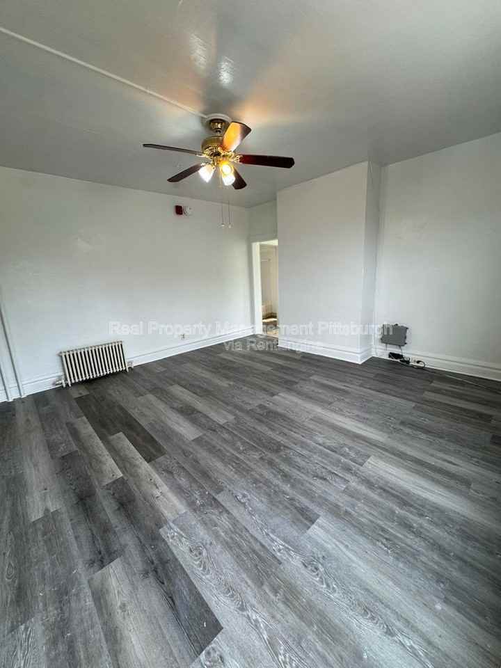 504 Coal St #3 - Photo 2 of 8
