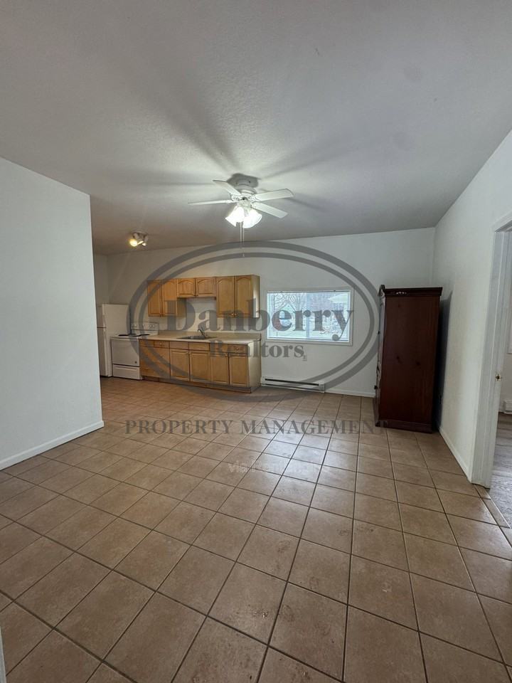 600 South St #600 - Photo 2 of 8