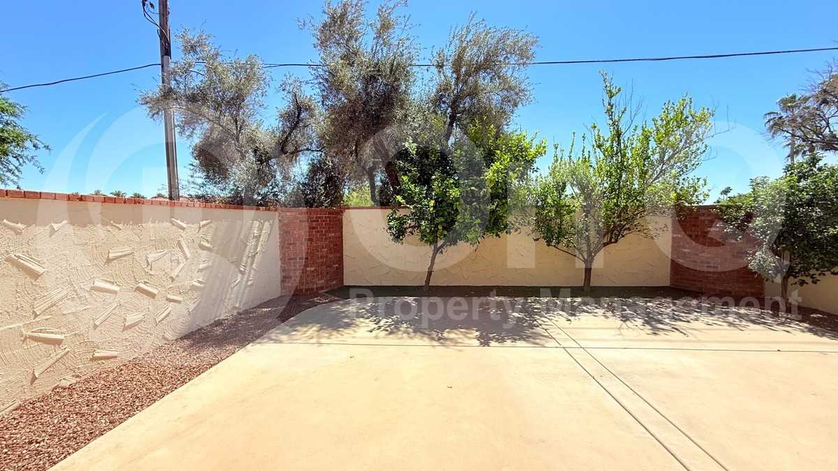 7113 E Arlington Rd - Photo 3 of 26