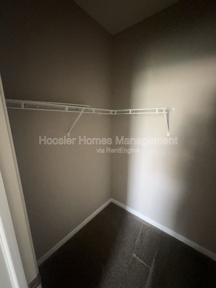 556 Dylan Dr - Photo 7 of 7