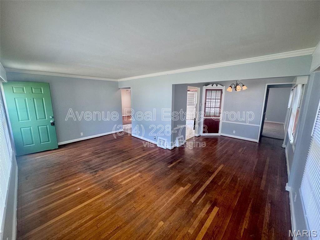 1520 Attica Dr - Photo 3 of 13