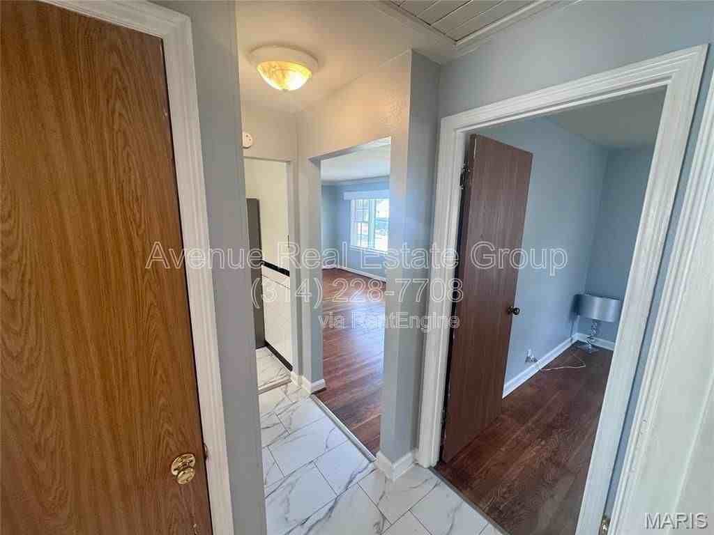 1520 Attica Dr - Photo 6 of 13