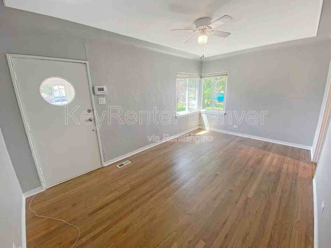 4960 Decatur St - Photo 6 of 12