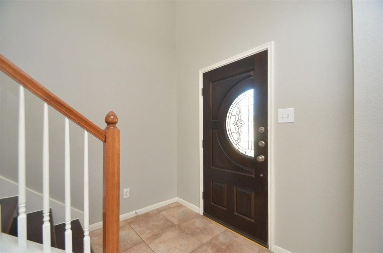 19419 Yuma Crest Ln - Photo 4 of 30