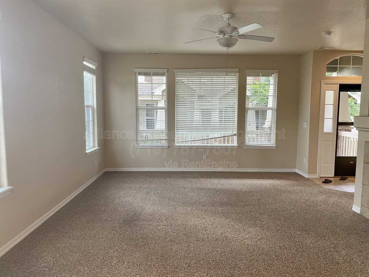 4206 Mesa Overlook Pt - Photo 4 of 20