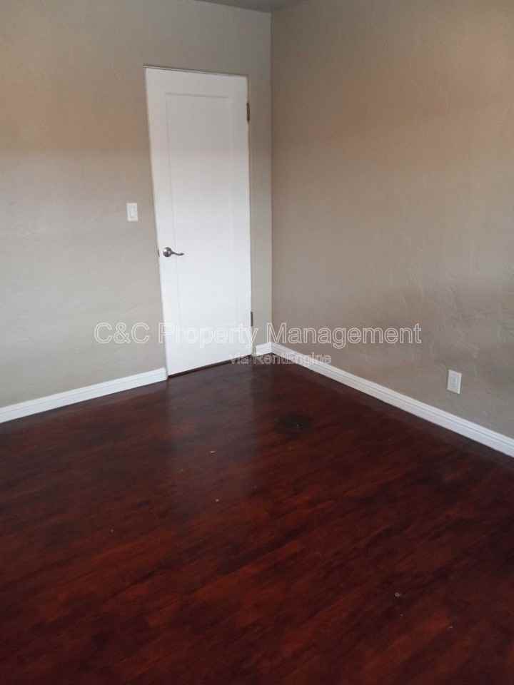 116 Maple St #14 - Photo 4 of 6