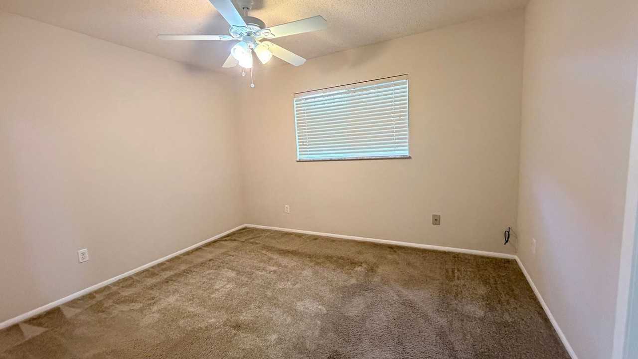 603 Pheasant Ave - Photo 5 of 13