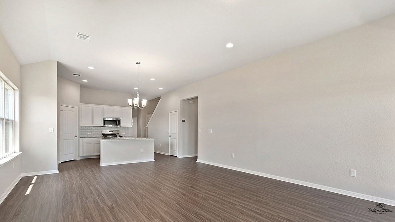 956 Dubina Ave - Photo 5 of 15