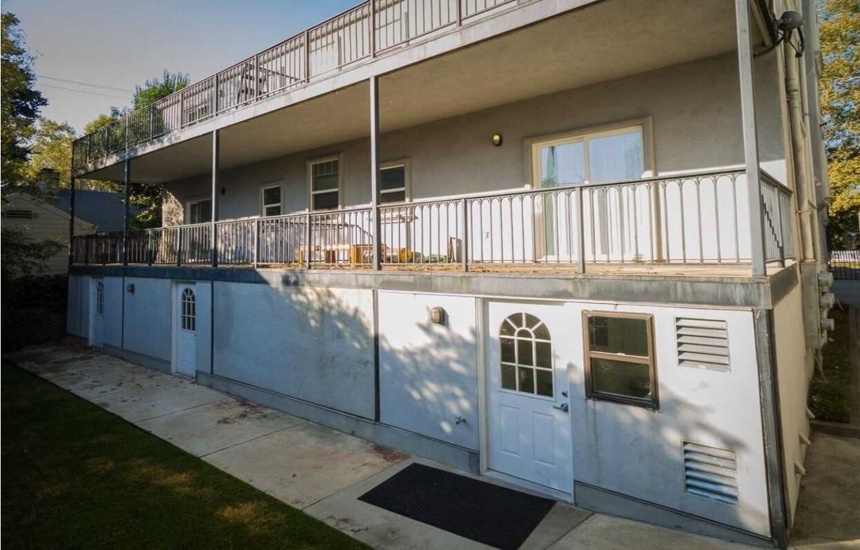 809 F St #4 - Photo 5 of 12