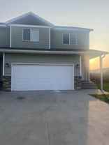 3314 8th St W #D - Photo 1 of 1