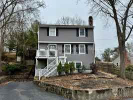 featured image of 14 Ravenna Ave