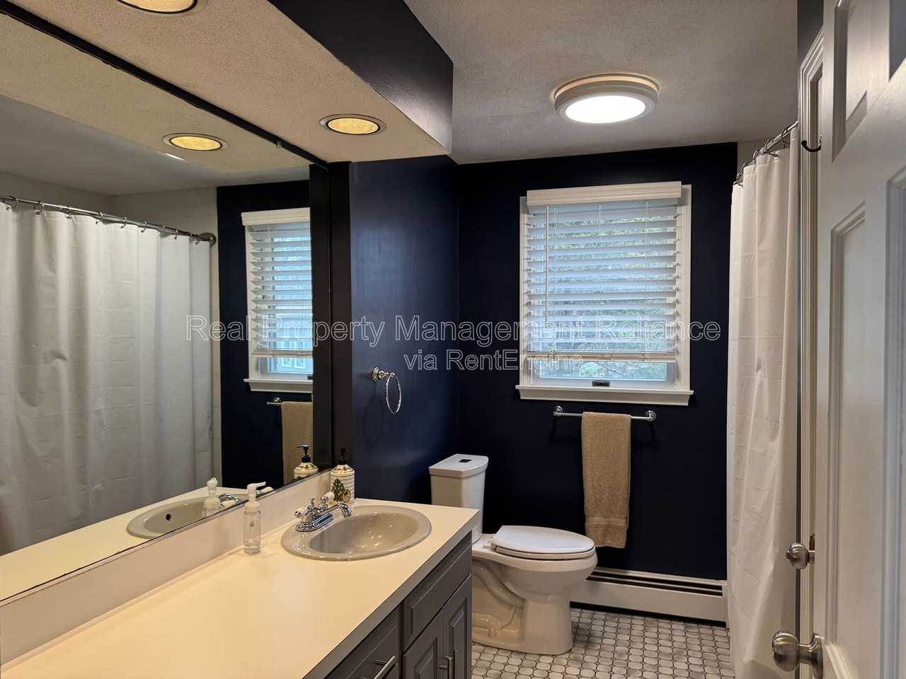 14 Ravenna Ave - Photo 6 of 25