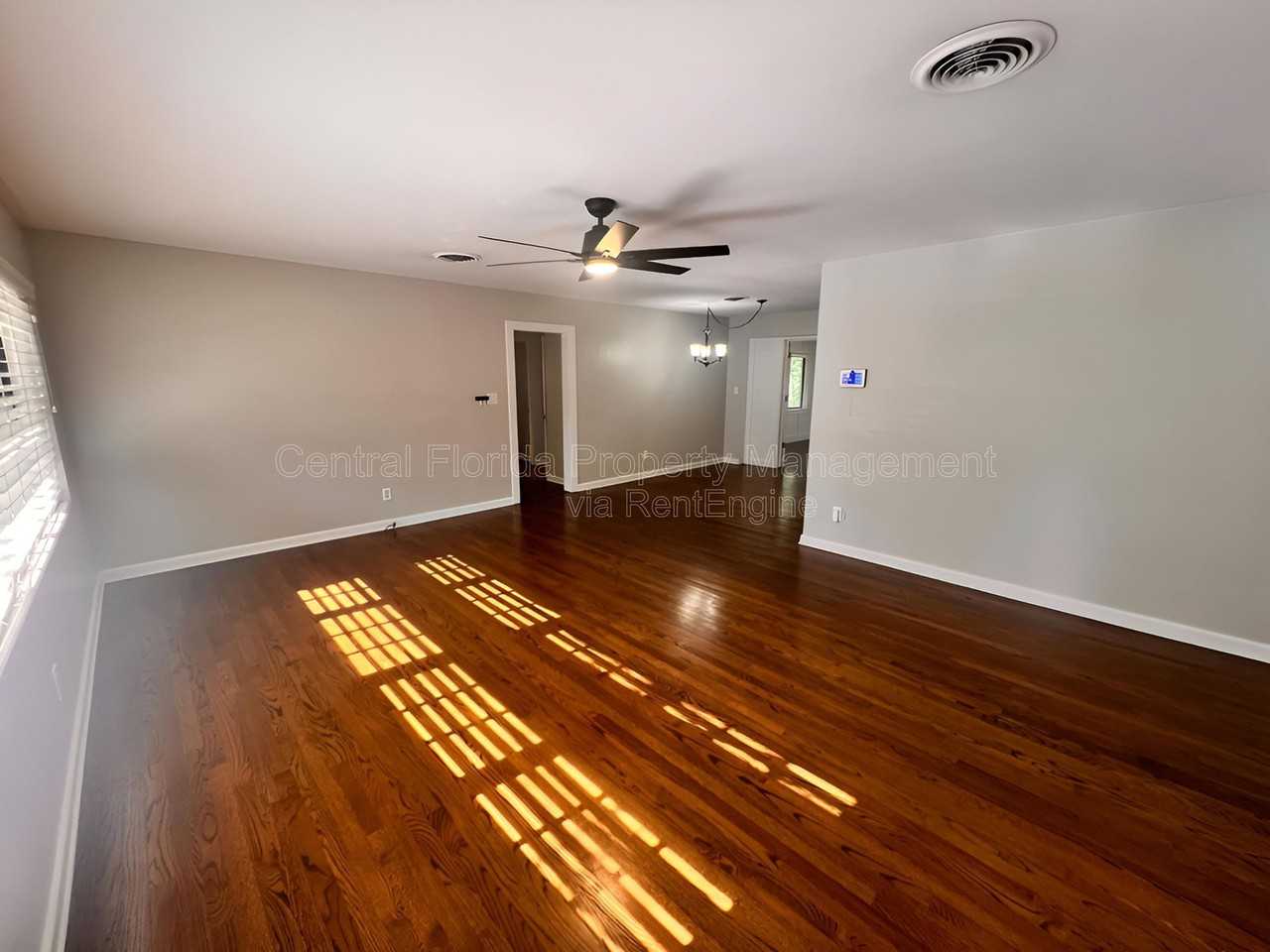 2011 Howard Dr - Photo 2 of 16