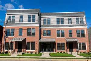 featured image of 213 Jackson St #9