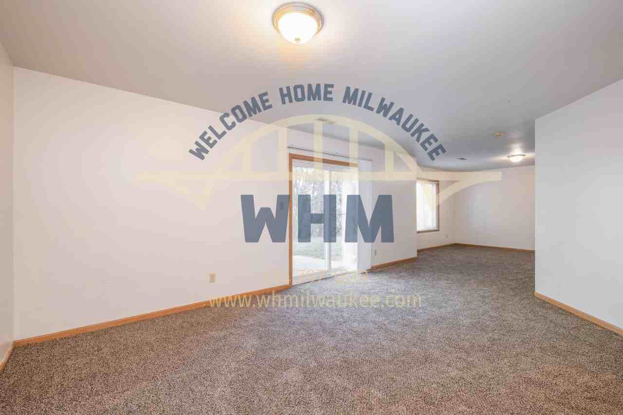 18910 Hi View Dr - Photo 4 of 10