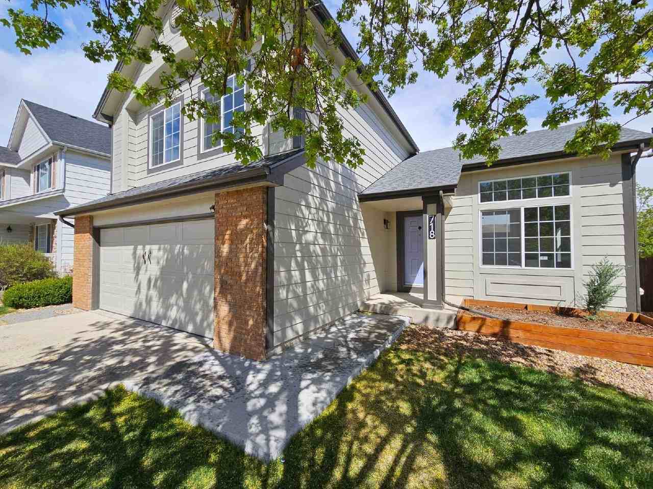 718 Fairhaven St - Photo 2 of 21