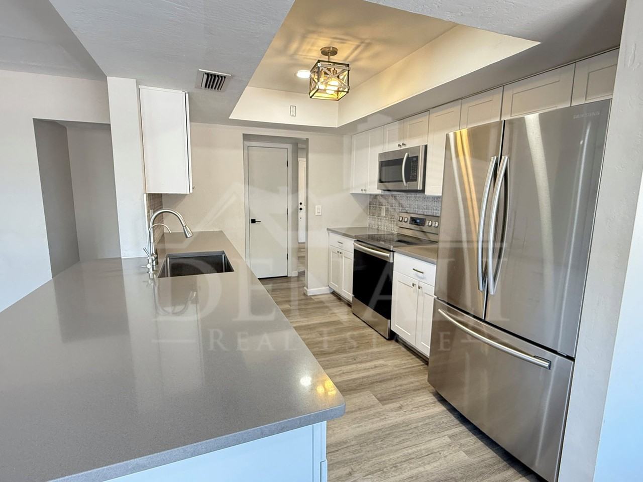 3617 S Siesta Ln - Photo 5 of 29