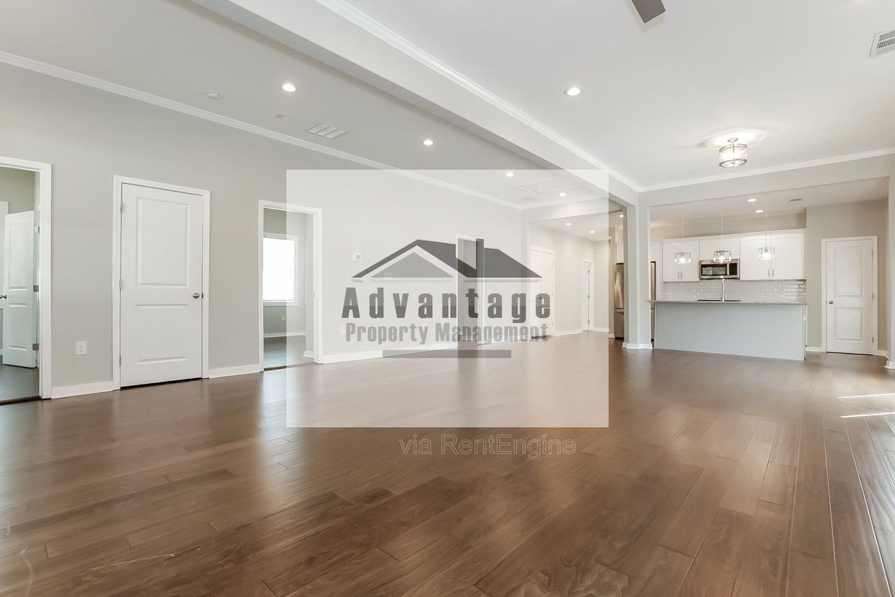 1536 Montreat Ave Sw - Photo 4 of 17