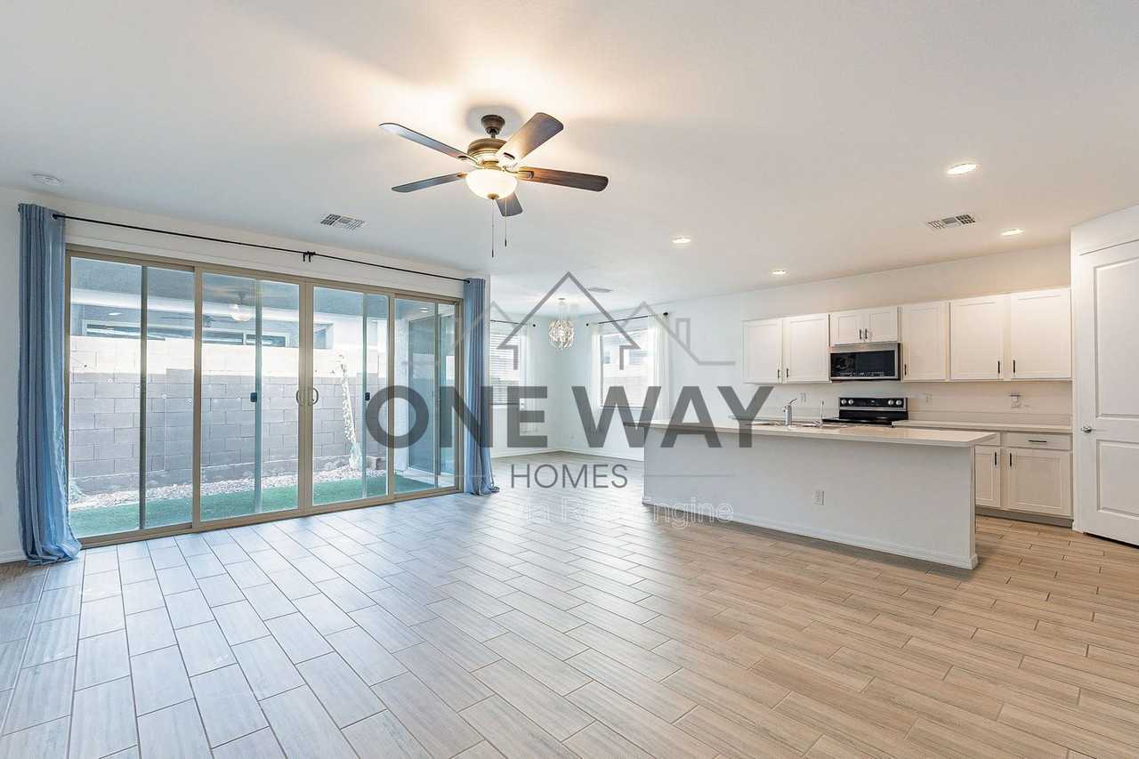 9258 E Static Ave - Photo 7 of 50