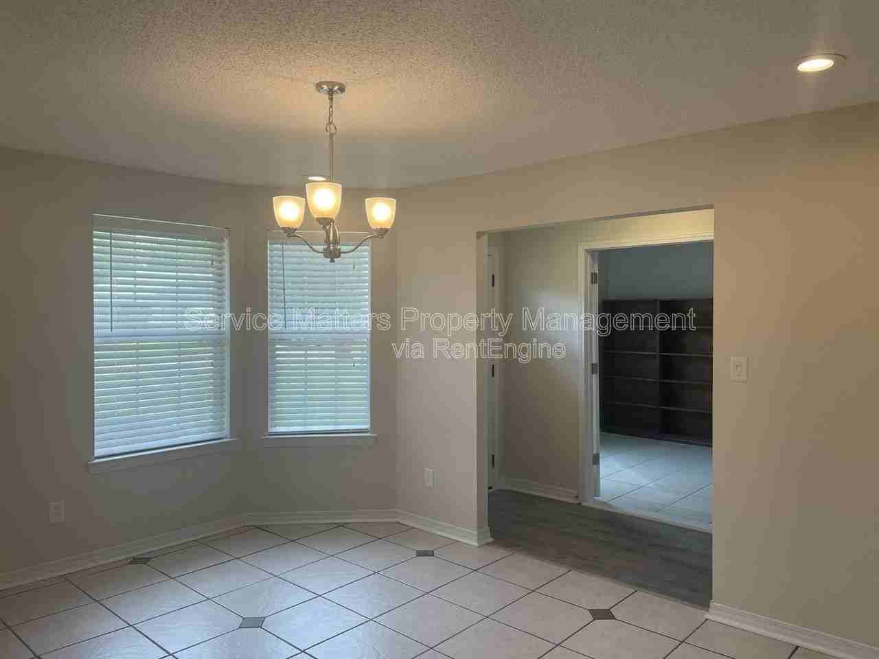 5728 Dove Dr - Photo 7 of 21