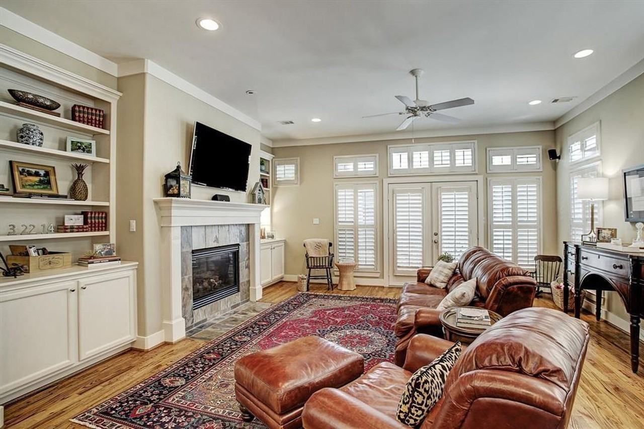 246 Detering St - Photo 7 of 27