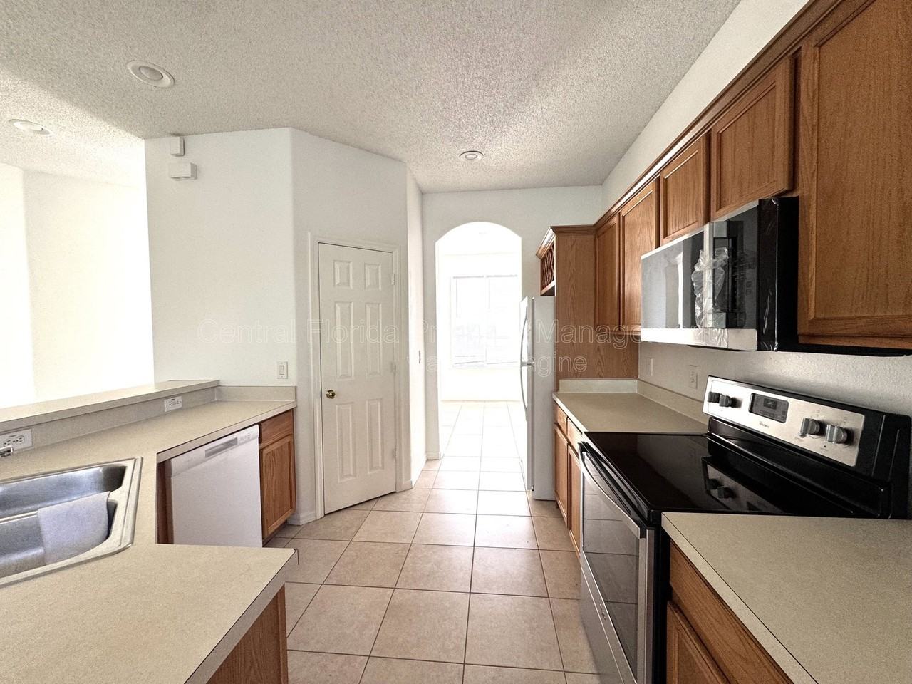 14460 Huntcliff Park Way - Photo 4 of 19