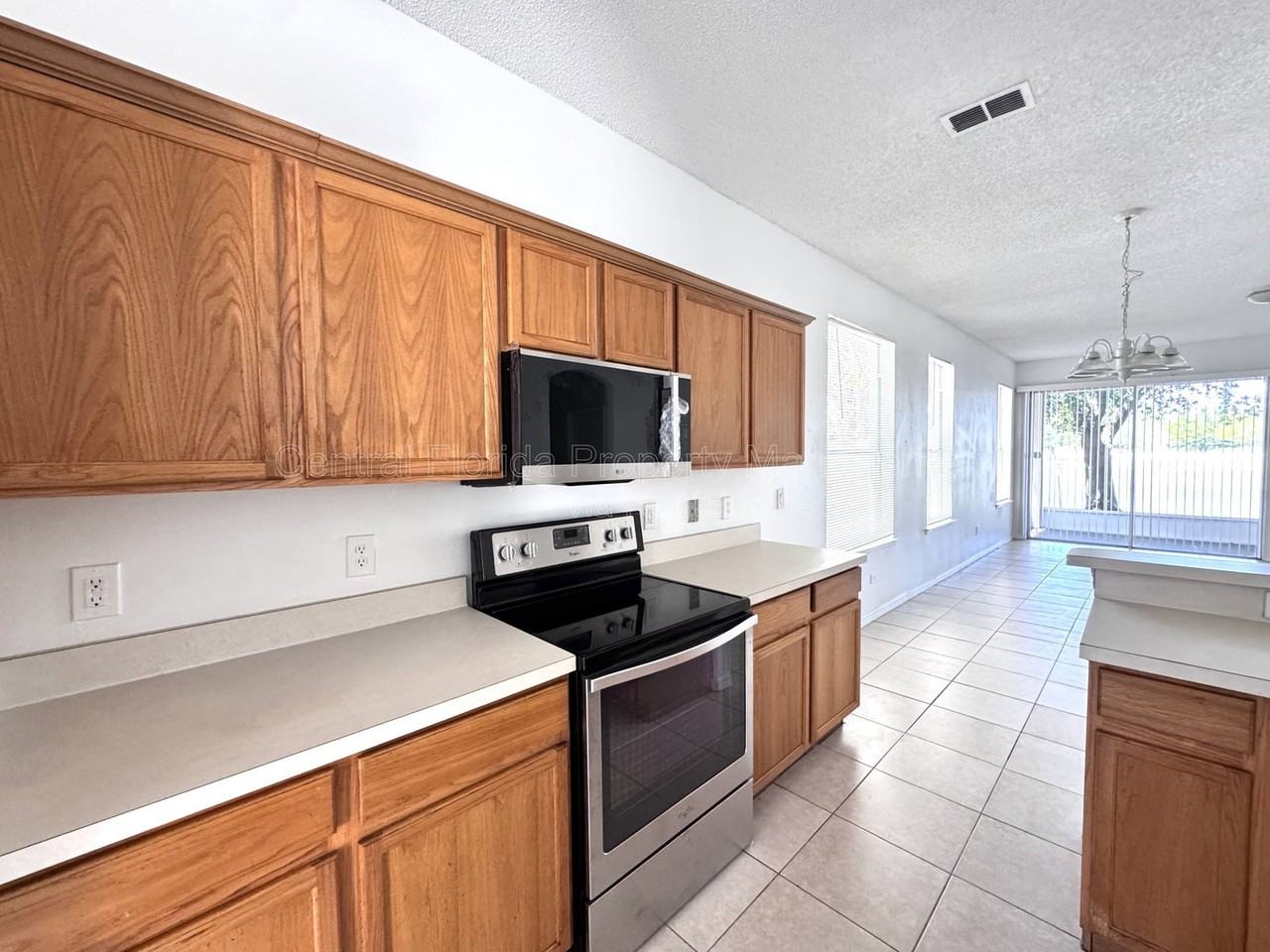 14460 Huntcliff Park Way - Photo 5 of 19