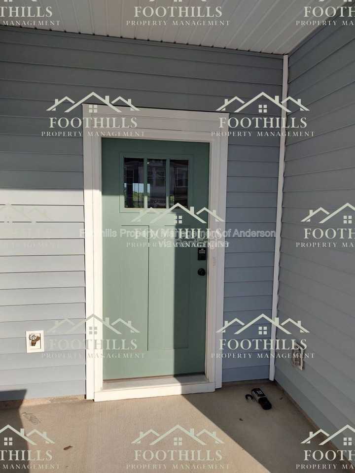 267 Silo Ridge Dr - Photo 2 of 28