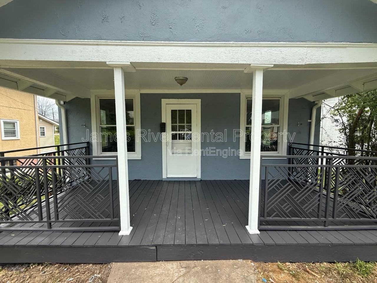 1710 15th St - Photo 2 of 24