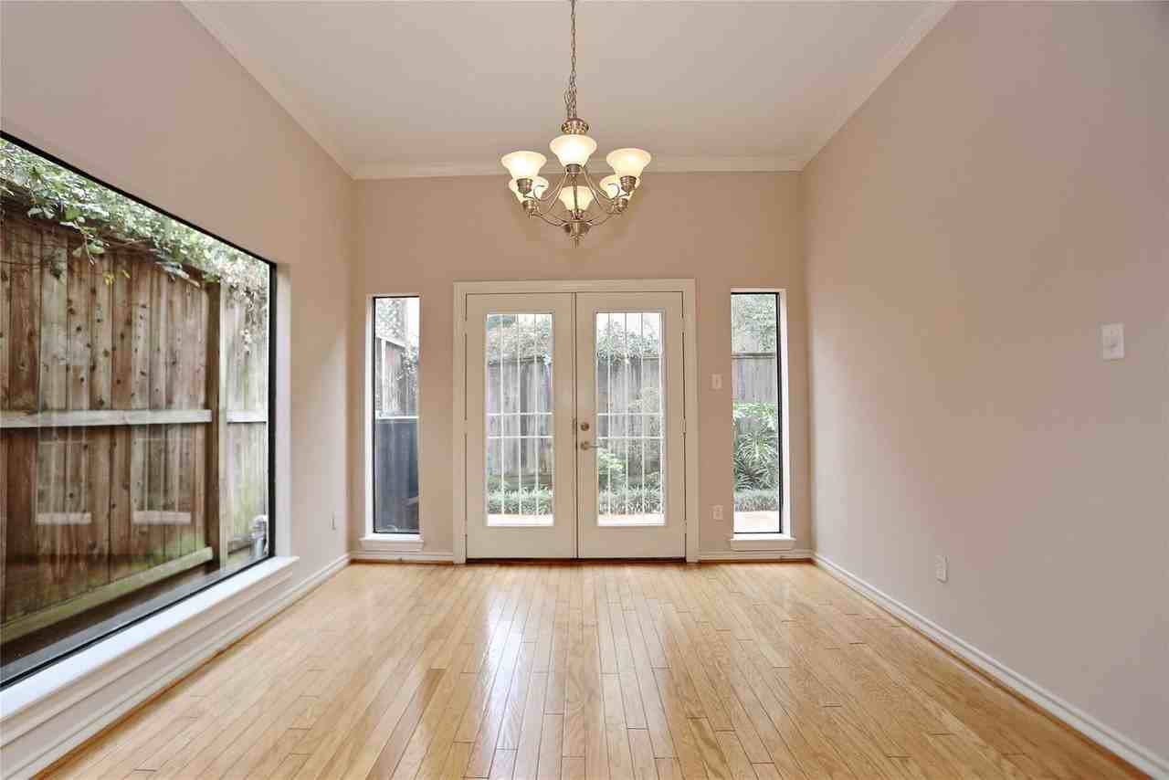 1721 Potomac Dr #C - Photo 6 of 20