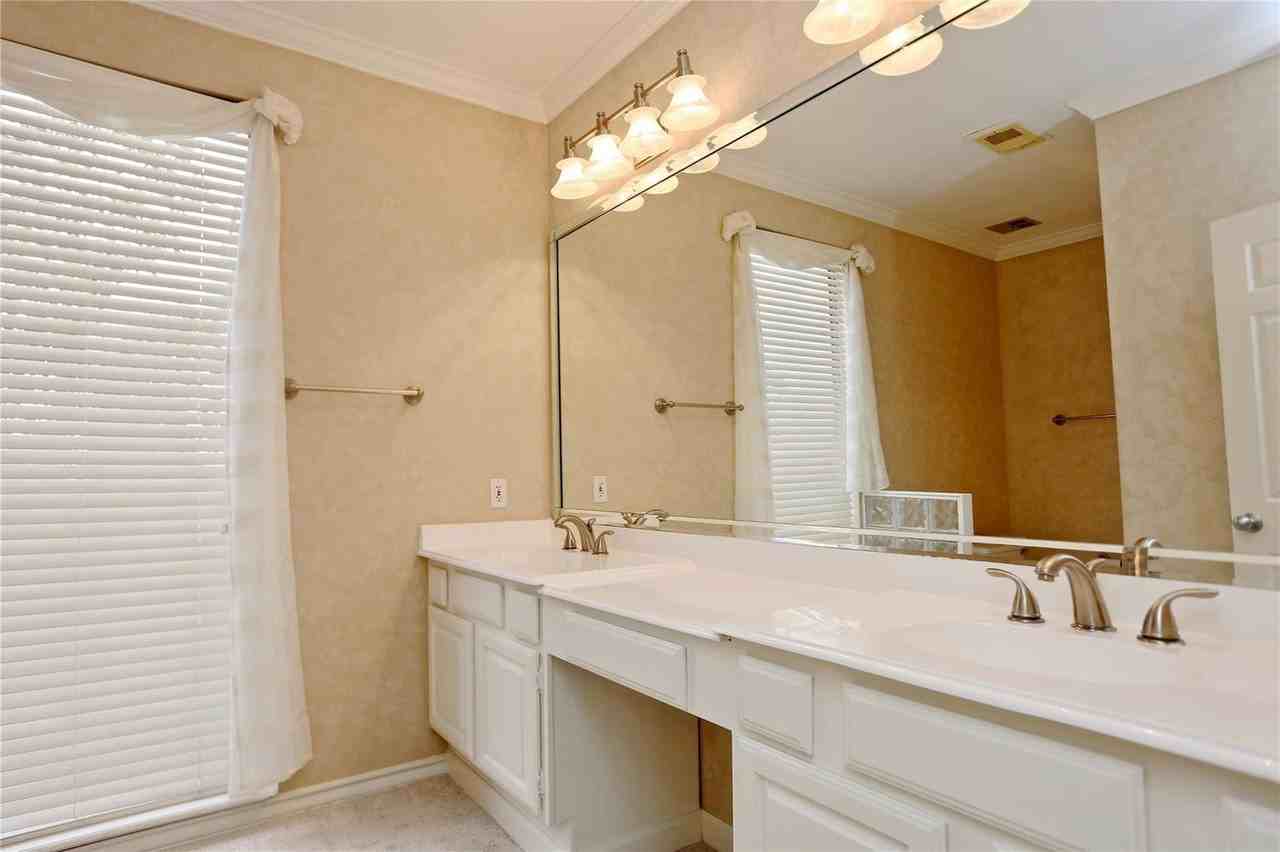 1721 Potomac Dr #C - Photo 7 of 20