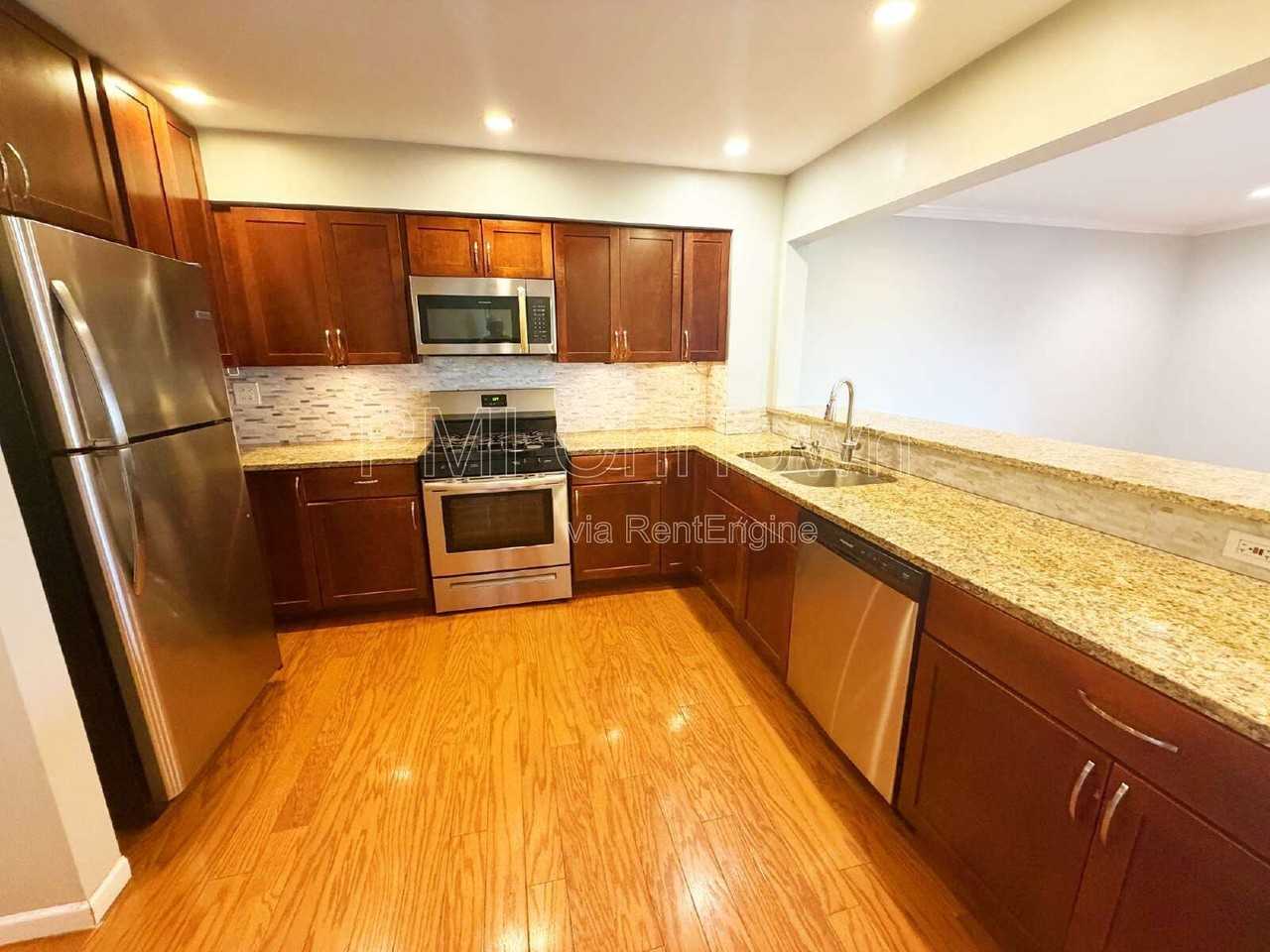 354 E Rimini Ct - Photo 5 of 19