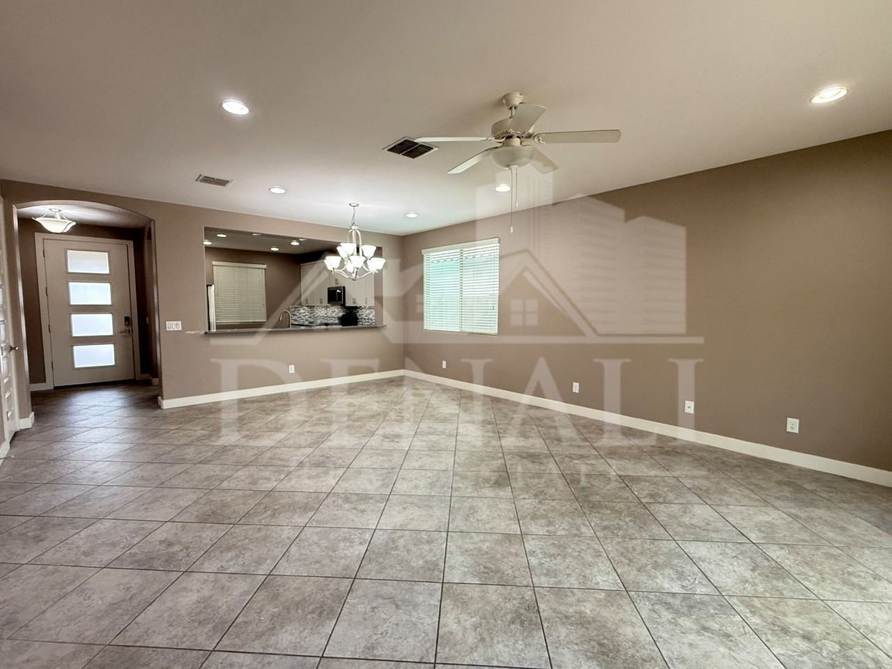 244 E Prescott Dr - Photo 6 of 27