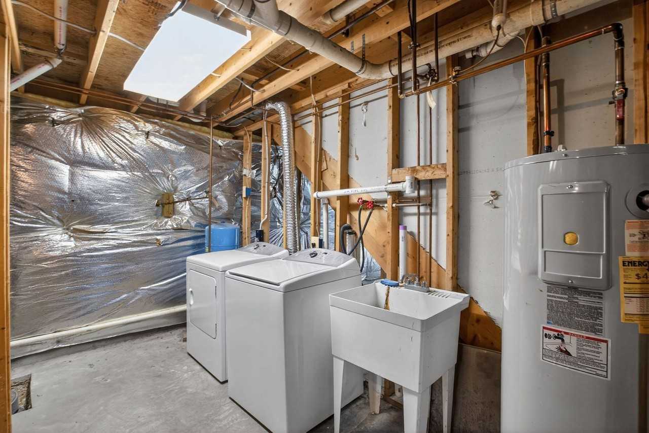 15980 Crowfoot Ct - Photo 4 of 15