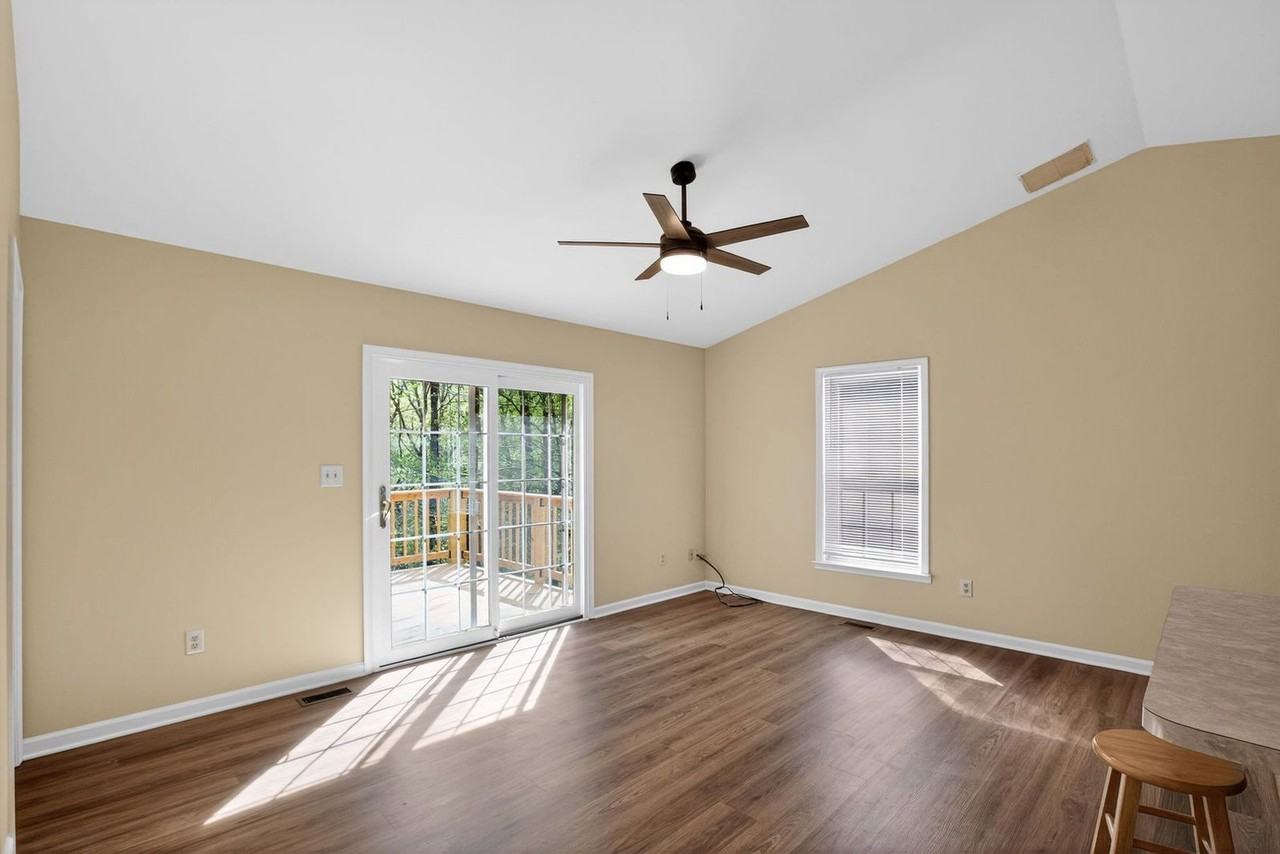 15980 Crowfoot Ct - Photo 7 of 15